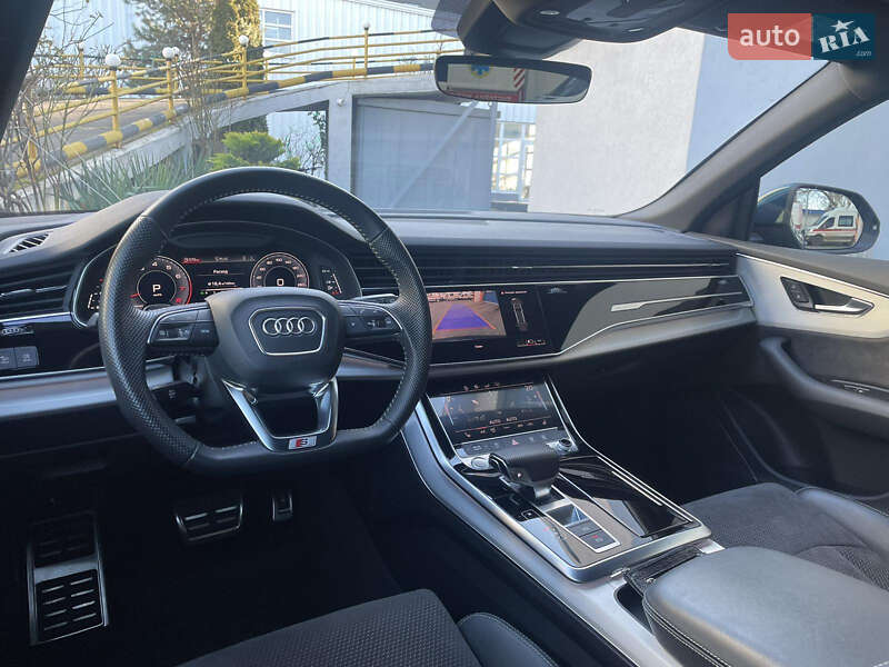 Позашляховик / Кросовер Audi Q8 2019 в Одесі