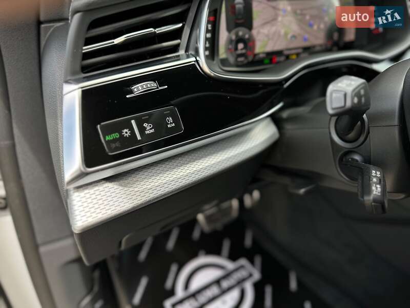 Позашляховик / Кросовер Audi Q8 2025 в Києві