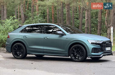 Внедорожник / Кроссовер Audi Q8 2018 в 