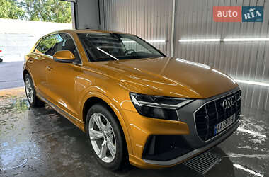 Внедорожник / Кроссовер Audi Q8 2019 в 