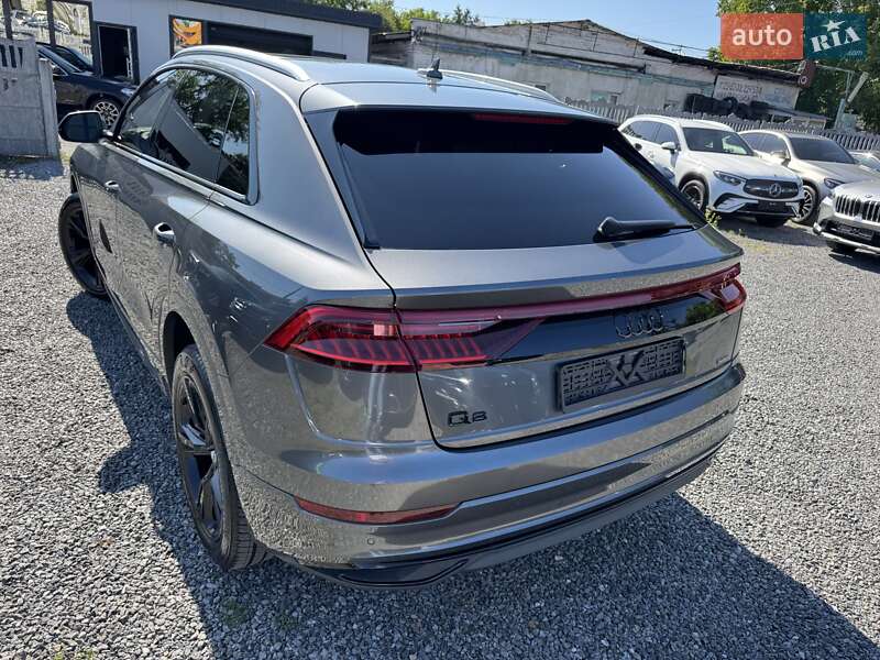 Внедорожник / Кроссовер Audi Q8 2018 в Тернополе