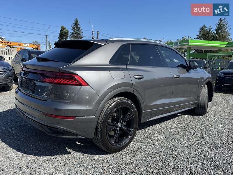 Внедорожник / Кроссовер Audi Q8 2018 в Тернополе
