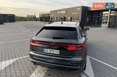 Внедорожник / Кроссовер Audi Q8 2020 в 