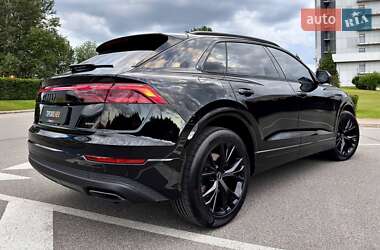 Внедорожник / Кроссовер Audi Q8 2025 в 