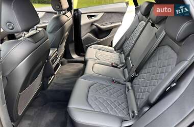 Внедорожник / Кроссовер Audi Q8 2025 в 