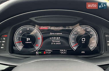 Внедорожник / Кроссовер Audi Q8 2024 в 