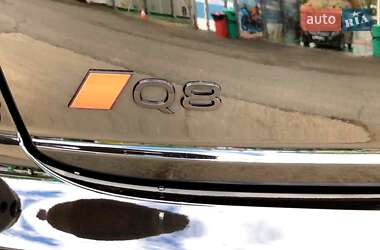 Внедорожник / Кроссовер Audi Q8 2024 в 