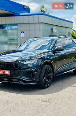 Внедорожник / Кроссовер Audi Q8 2019 в Дубно