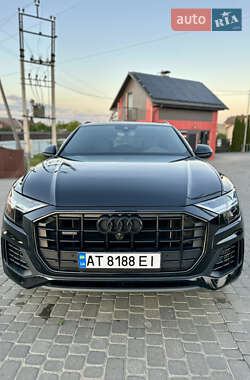 Позашляховик / Кросовер Audi Q8 2021 в Івано-Франківську