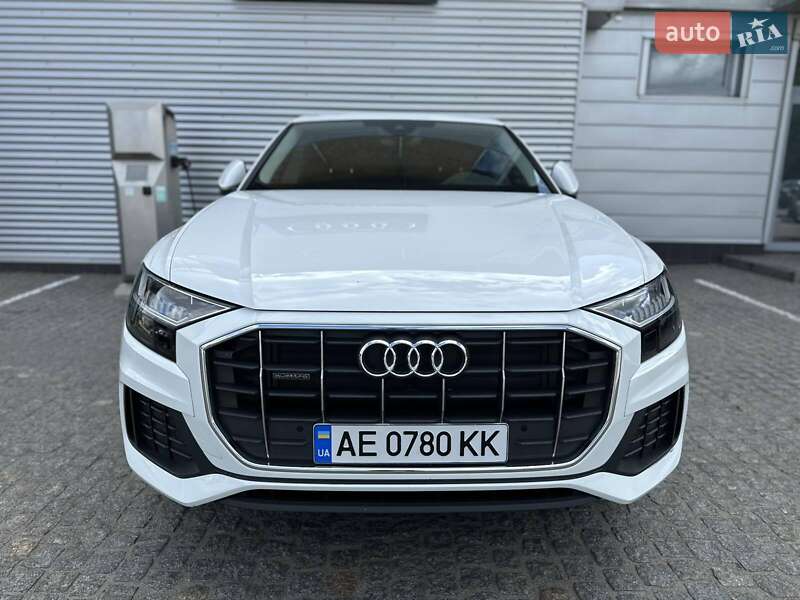 Внедорожник / Кроссовер Audi Q8 2023 в Днепре
