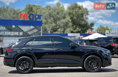 Внедорожник / Кроссовер Audi Q8 2025 в 