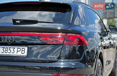 Внедорожник / Кроссовер Audi Q8 2025 в 