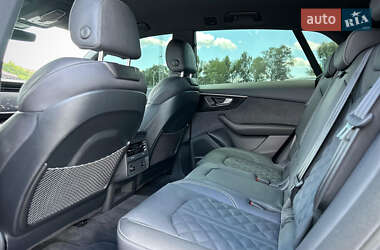 Внедорожник / Кроссовер Audi Q8 2025 в 