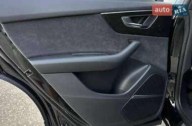 Внедорожник / Кроссовер Audi Q8 2025 в 