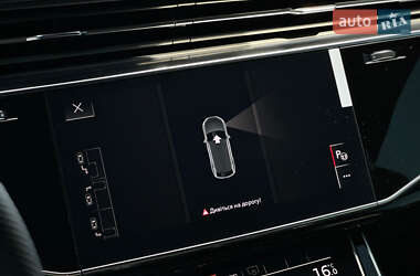 Внедорожник / Кроссовер Audi Q8 2025 в 