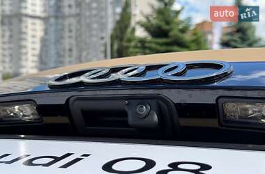 Внедорожник / Кроссовер Audi Q8 2024 в 