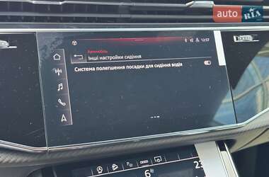 Внедорожник / Кроссовер Audi Q8 2024 в 