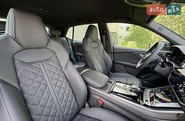 Внедорожник / Кроссовер Audi Q8 2024 в 