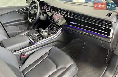 Внедорожник / Кроссовер Audi Q8 2019 в 