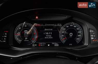 Внедорожник / Кроссовер Audi Q8 2023 в 