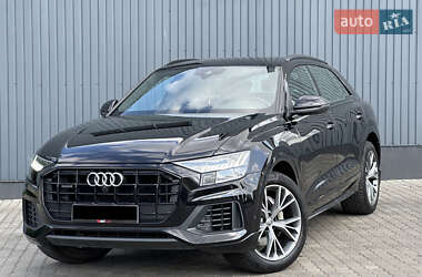 Позашляховик / Кросовер Audi Q8 2019 в Стрию