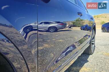 Внедорожник / Кроссовер Audi Q8 2019 в 