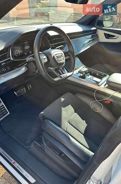 Внедорожник / Кроссовер Audi Q8 2019 в 