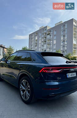 Внедорожник / Кроссовер Audi Q8 2020 в 