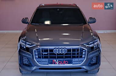 Позашляховик / Кросовер Audi Q8 2019 в 