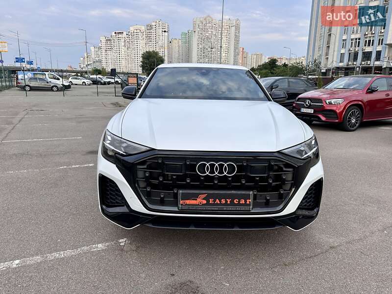 Позашляховик / Кросовер Audi Q8 2023 в Києві