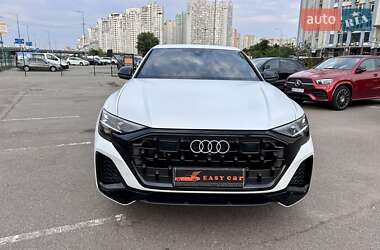 Внедорожник / Кроссовер Audi Q8 2023 в 