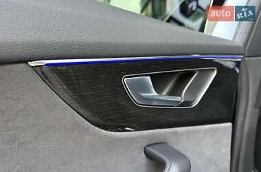 Внедорожник / Кроссовер Audi Q8 2024 в 