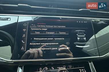 Внедорожник / Кроссовер Audi Q8 2024 в 