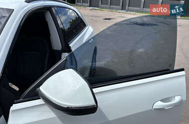 Внедорожник / Кроссовер Audi Q8 2023 в 