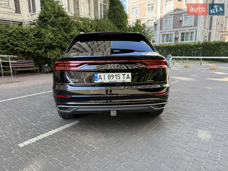 Позашляховик / Кросовер Audi Q8 2018 в Києві