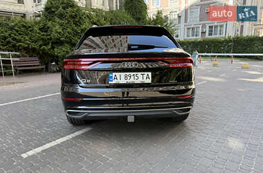 Внедорожник / Кроссовер Audi Q8 2018 в 