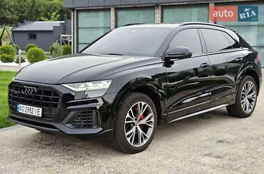 Внедорожник / Кроссовер Audi Q8 2019 в 