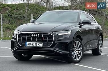 Внедорожник / Кроссовер Audi Q8 2018 в 