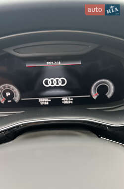 Внедорожник / Кроссовер Audi Q8 2023 в 