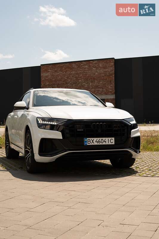 Внедорожник / Кроссовер Audi Q8 2021 в Хмельницком