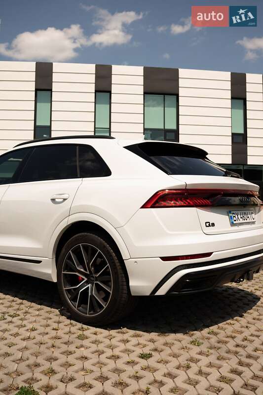 Внедорожник / Кроссовер Audi Q8 2021 в Хмельницком