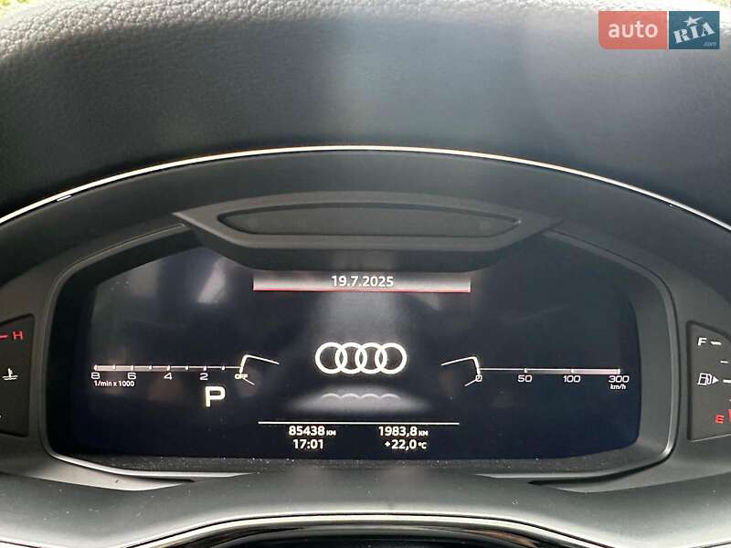 Внедорожник / Кроссовер Audi Q8 2019 в Киеве