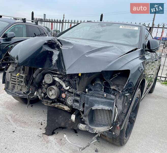 Позашляховик / Кросовер Audi Q8 2018 в Києві
