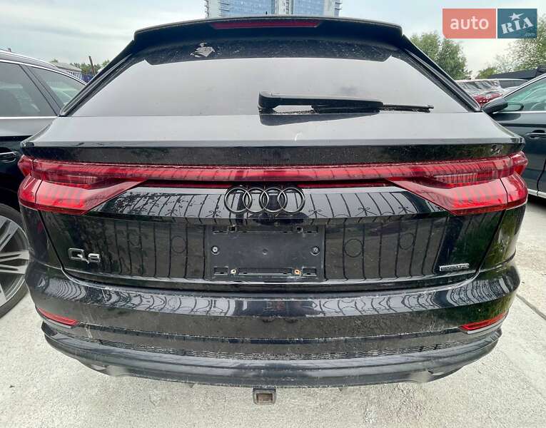 Позашляховик / Кросовер Audi Q8 2018 в Києві