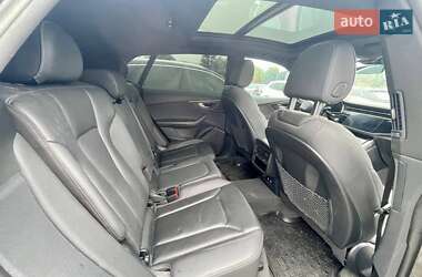 Внедорожник / Кроссовер Audi Q8 2018 в 