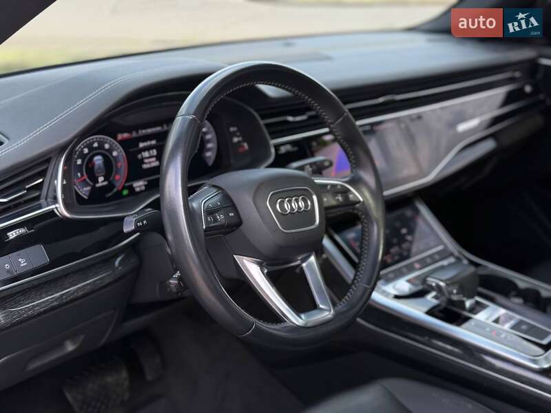 Внедорожник / Кроссовер Audi Q8 2018 в Кривом Роге