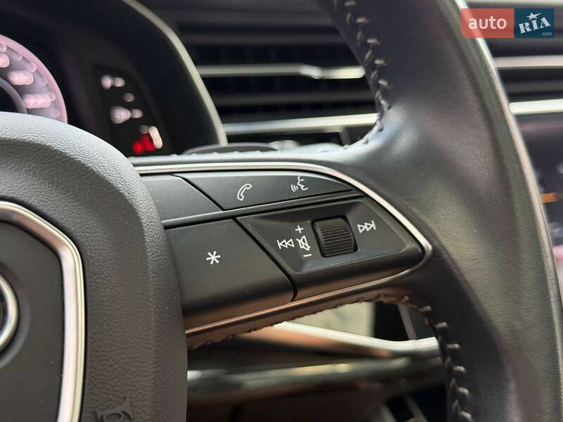 Внедорожник / Кроссовер Audi Q8 2018 в Кривом Роге
