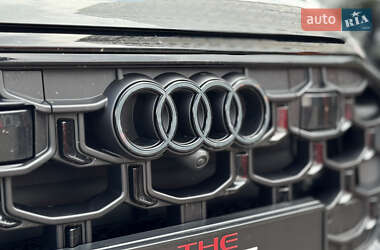 Внедорожник / Кроссовер Audi Q8 2024 в 