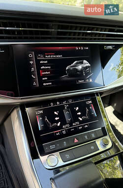 Внедорожник / Кроссовер Audi Q8 2019 в 