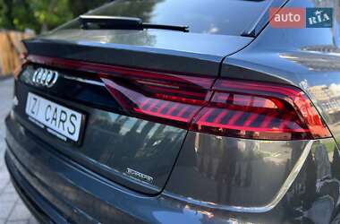 Внедорожник / Кроссовер Audi Q8 2018 в 